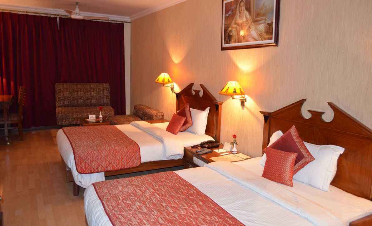 Hotel Grand Sartaj New Delhi Ngoại thất bức ảnh